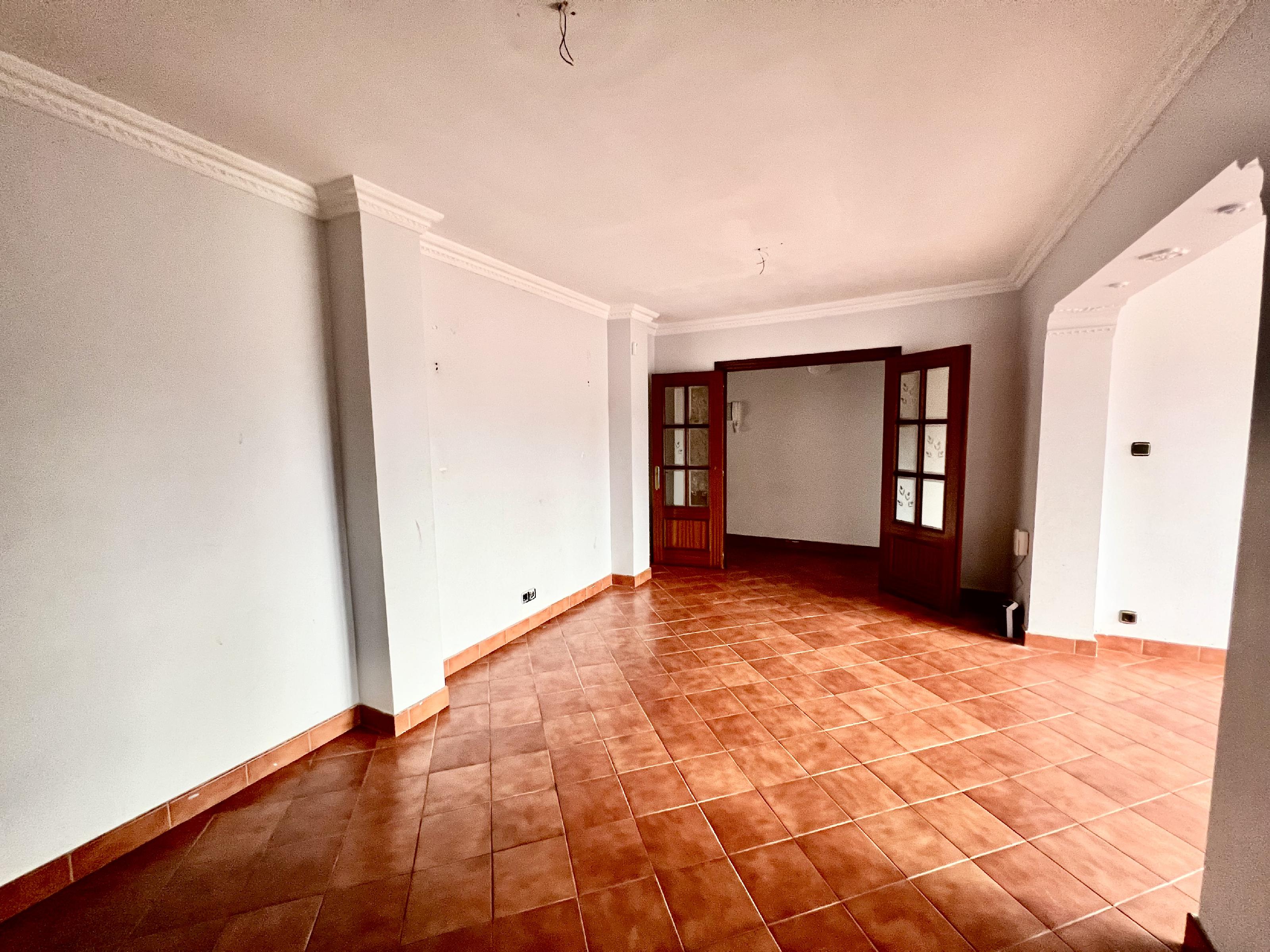 Imagen 10 Piso en venta en Etxebarri / Calle Valencia.