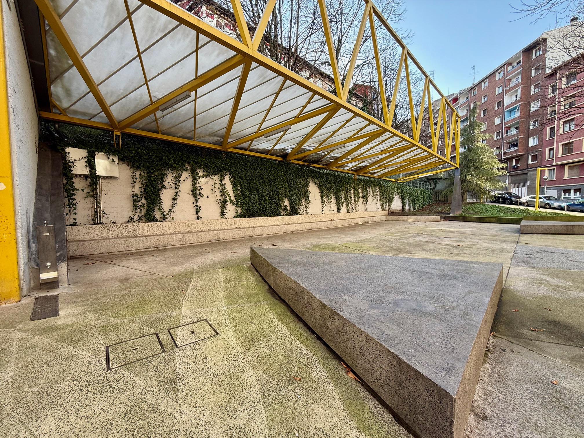 Imagen 26 Piso en venta en Sestao / Plaza del Sol .