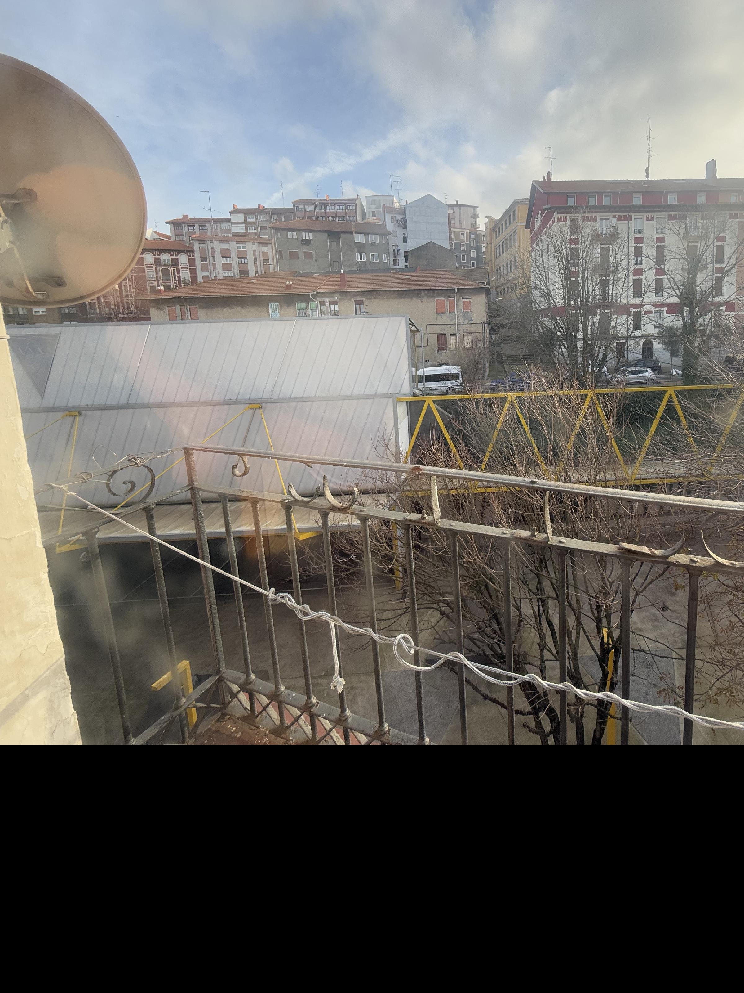 Imagen 12 Piso en venta en Sestao / Plaza del Sol .