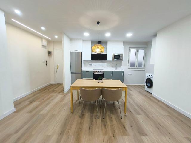 Imagen 2 Inmueble 296917 - Piso en venta en Barakaldo / Junto Paseo de los Fueros.