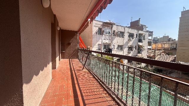 Imagen 2 Inmueble 299675 - Piso en venta en Molins De Rei / En pleno centro de Molins de Rei. Junto al Ayuntamiento