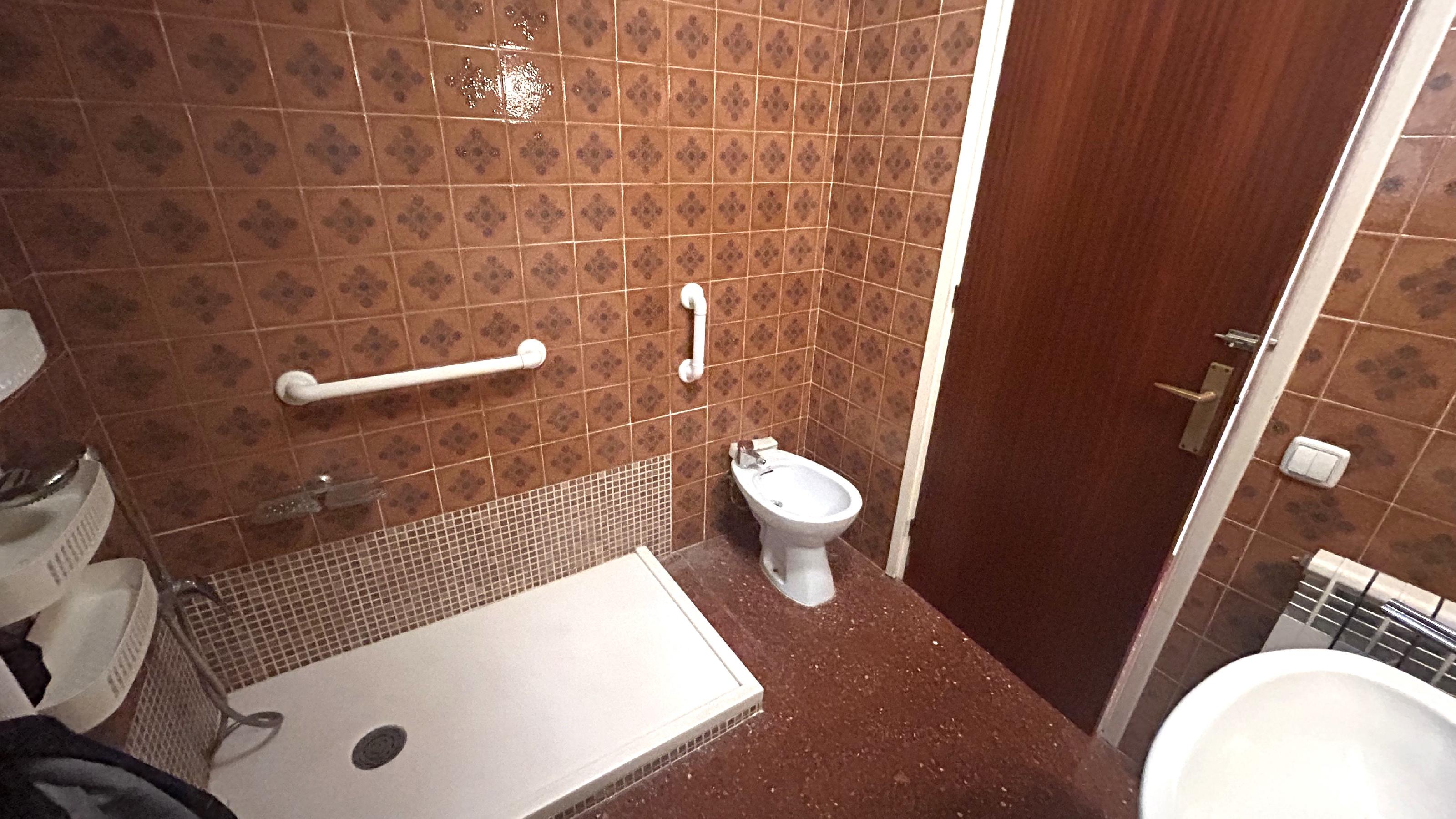 Imagen 1 Piso en venta en Molins De Rei / En pleno centro de Molins de Rei. Junto al Ayuntamiento