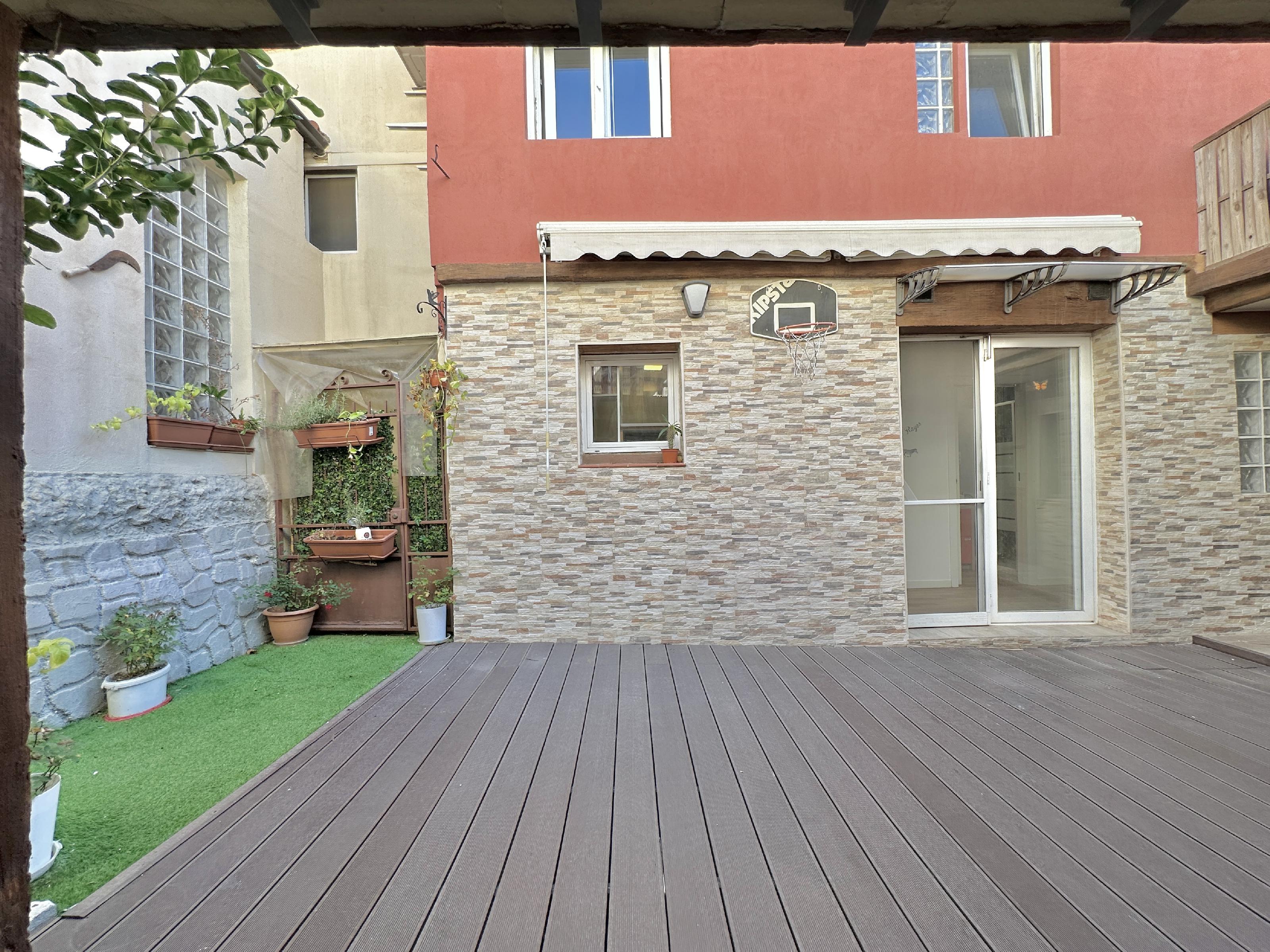 Imagen 13 Casa en venta en Molins De Rei / Próximo al barrio de les Guardioles