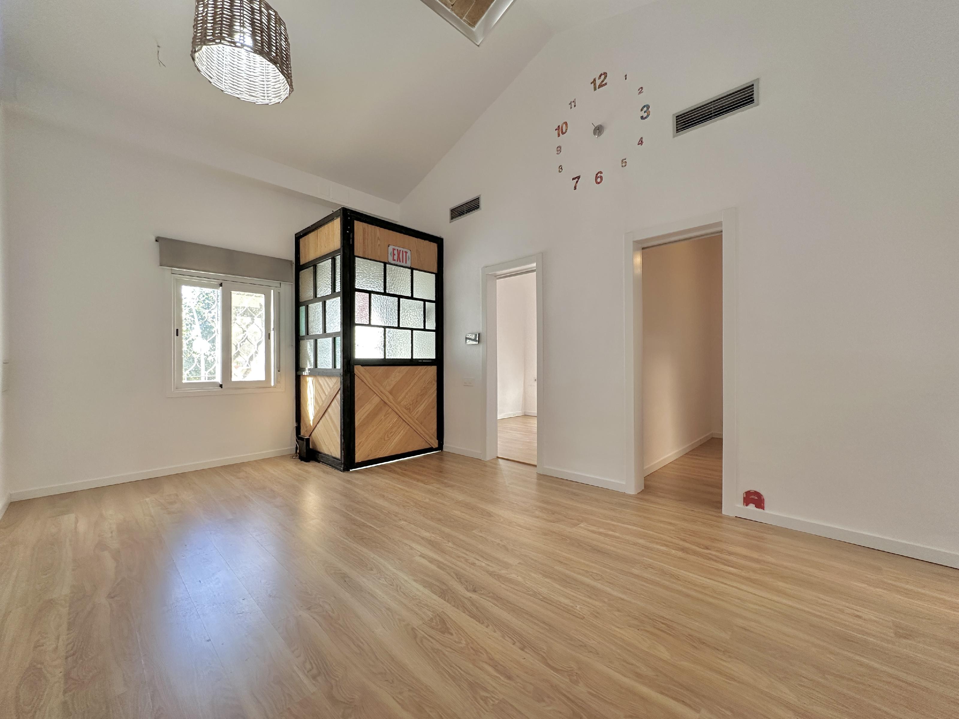 Imagen 2 Casa en venta en Molins De Rei / Próximo al barrio de les Guardioles