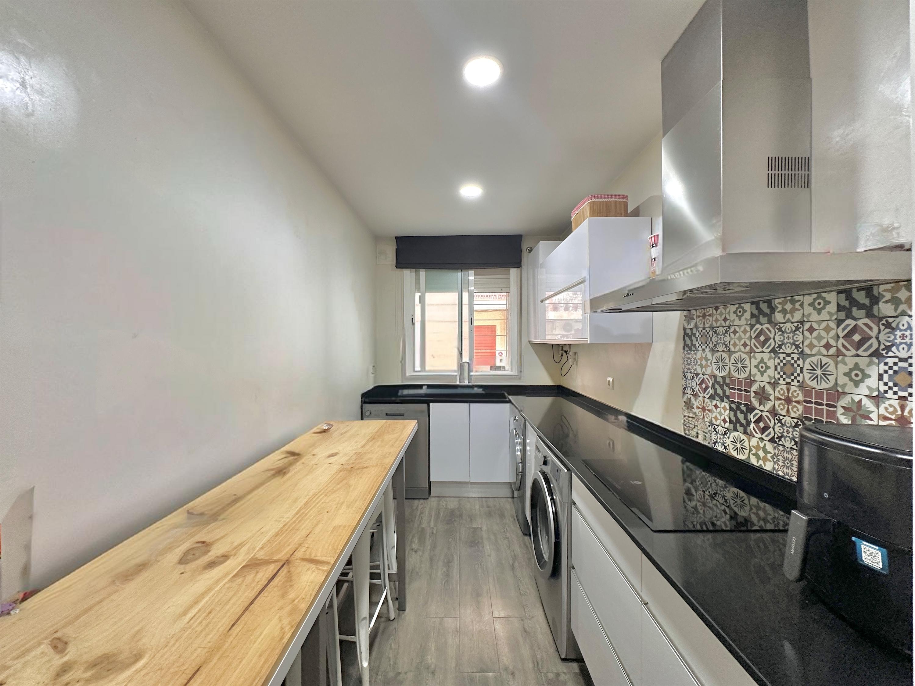 Imagen 7 Planta Baja en venta en Molins De Rei / Próximo al parque de la Mariona 