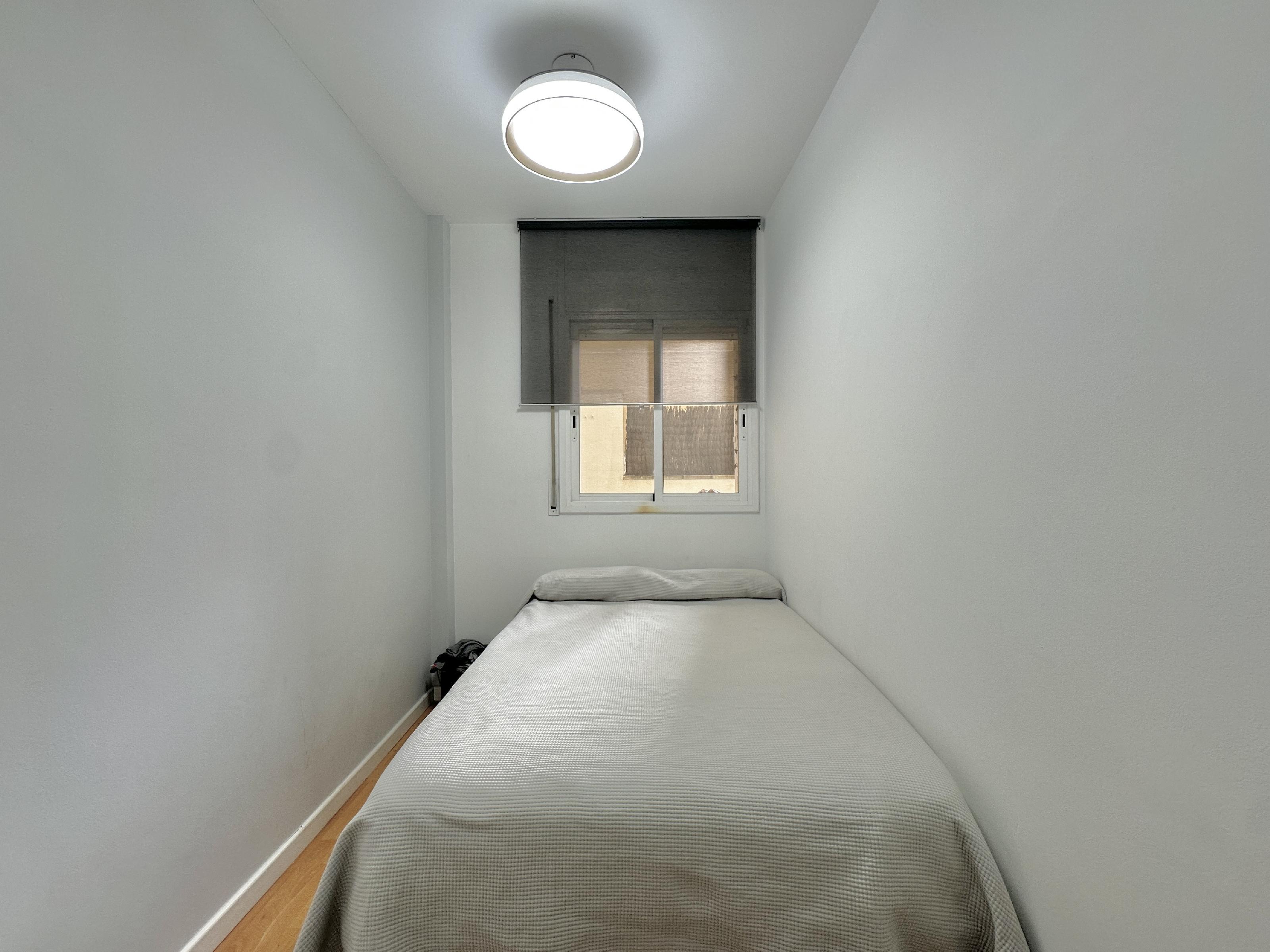 Imagen 28 Planta Baja en venta en Molins De Rei / Próximo al parque de la Mariona 