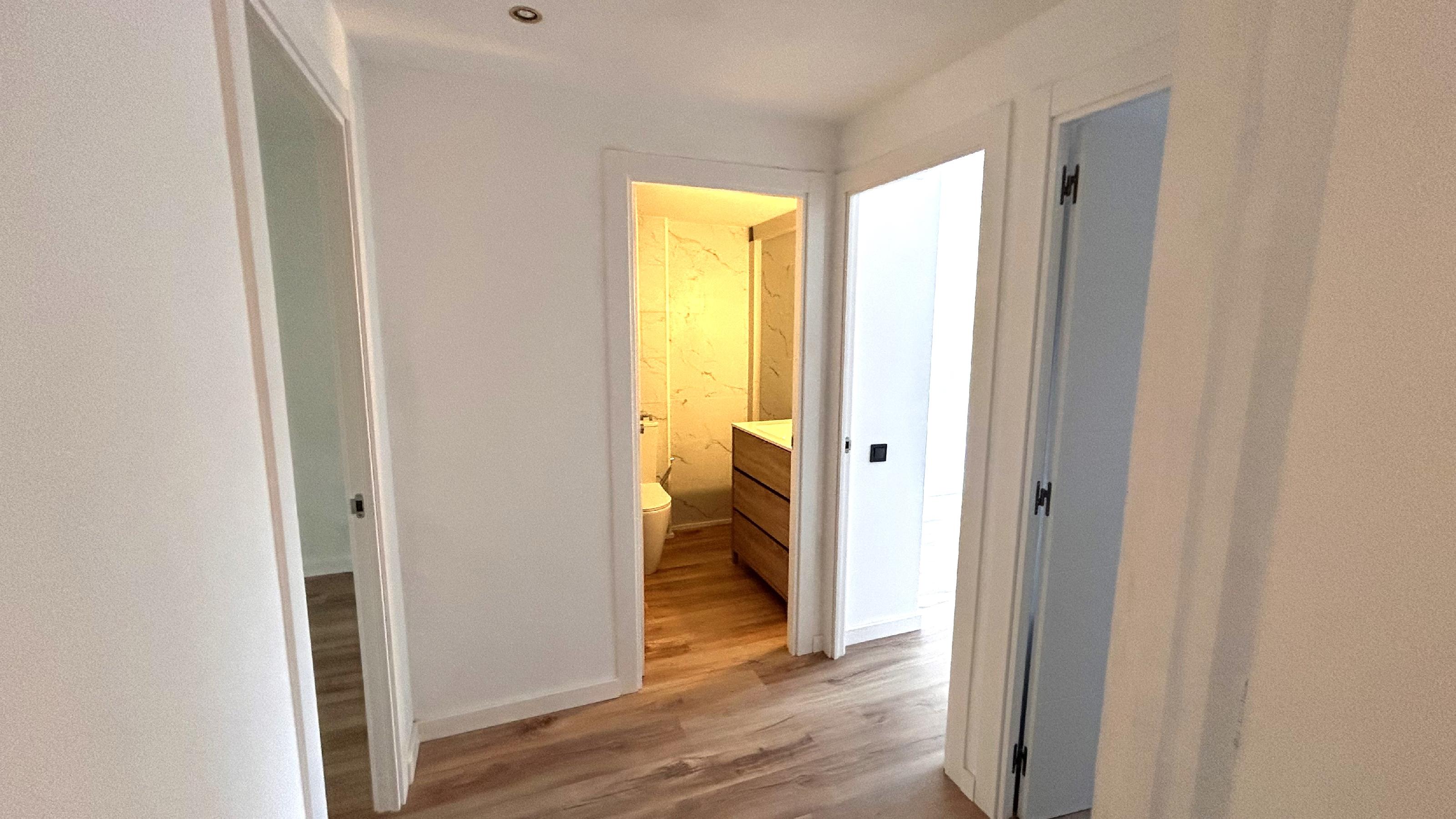 Imagen 18 Piso en venta en Sant Andreu De La Barca / Próximo al supermercado Dia zona la Solana