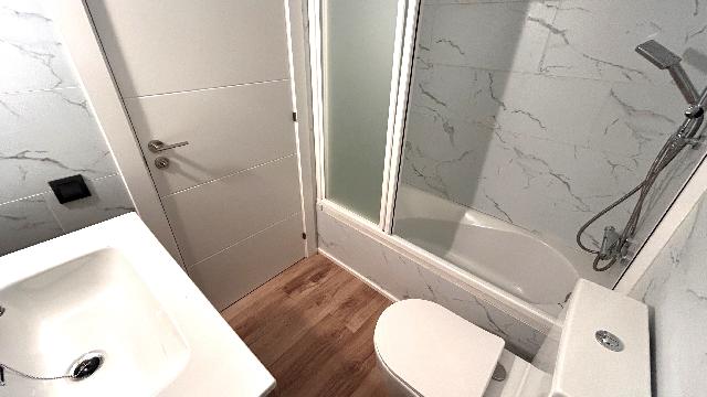 Imagen 5 Inmueble 301601 - Piso en venta en Sant Andreu De La Barca / Próximo al supermercado Dia (zona la Solana)