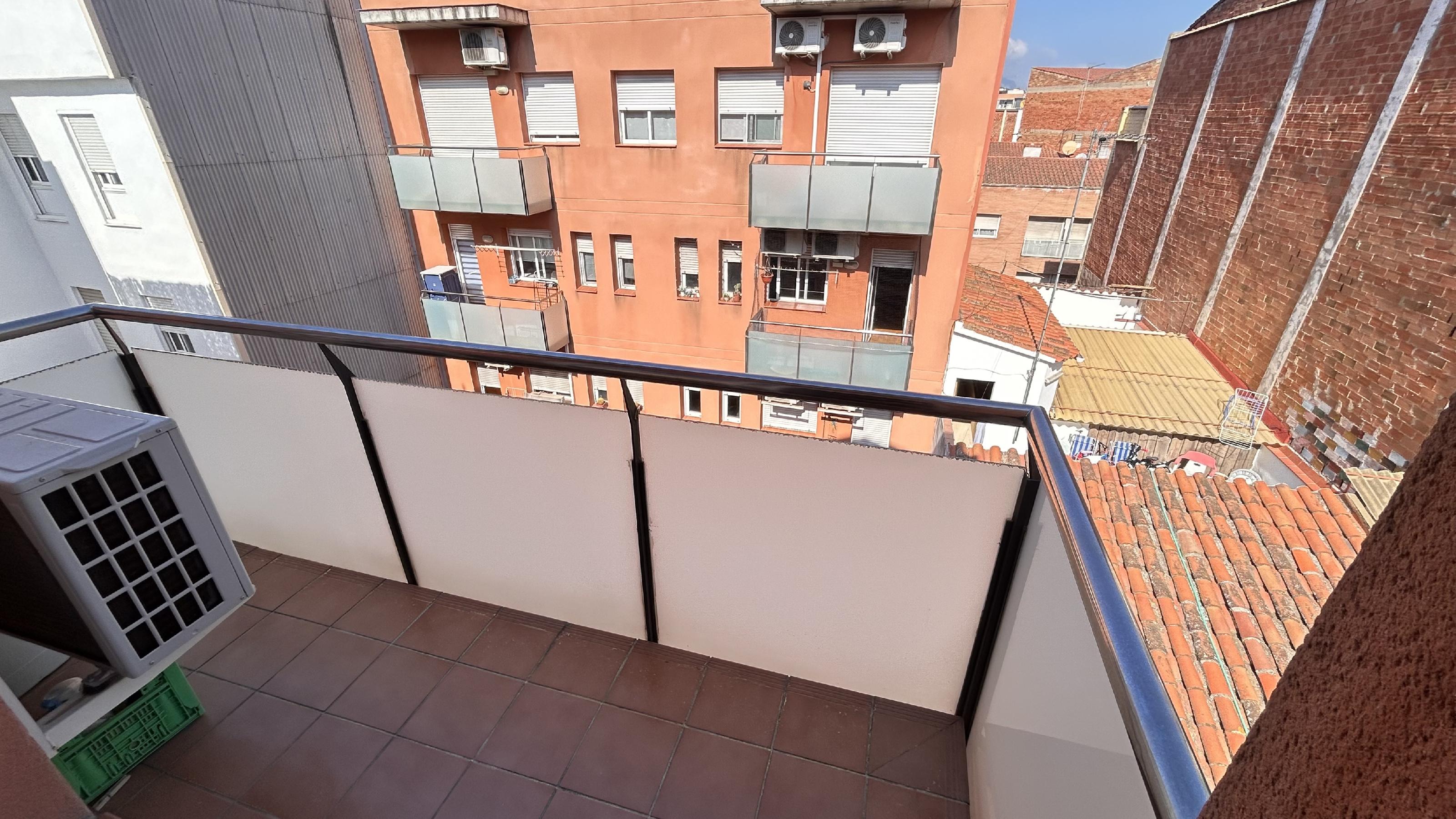 Imagen 20 Piso en venta en Sant Andreu De La Barca / Junto a la oficina de Correos La Solana