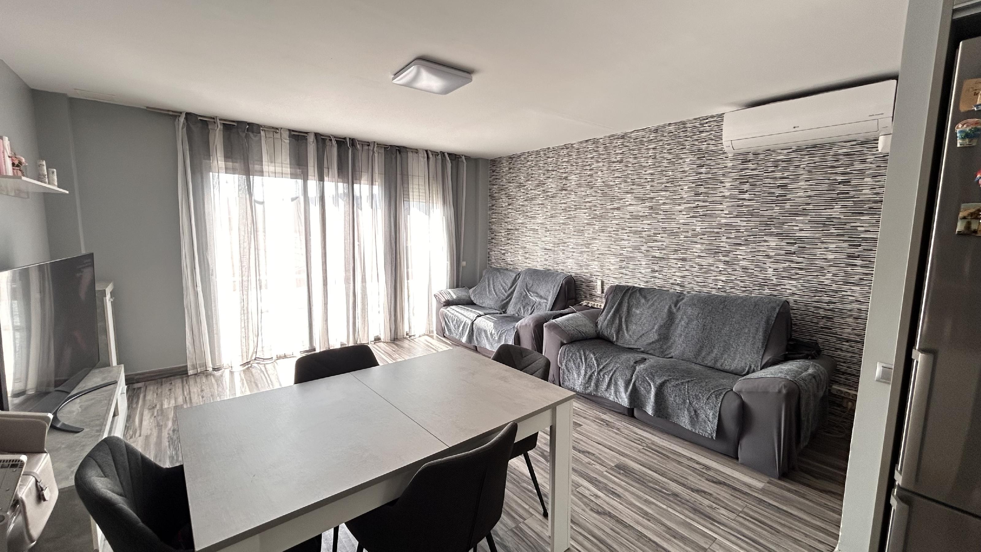 Imagen 5 Piso en venta en Sant Andreu De La Barca / Junto a la oficina de Correos La Solana