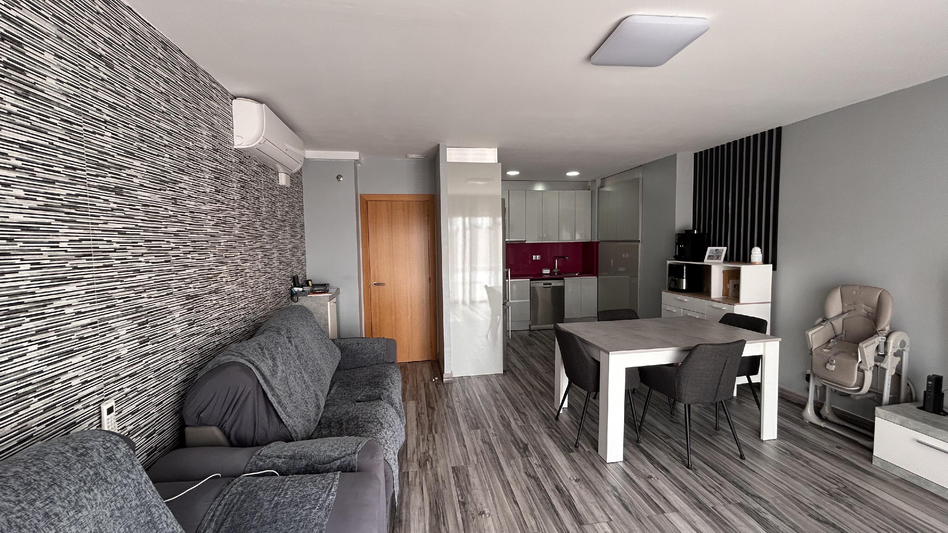 Imagen 6 Piso en venta en Sant Andreu De La Barca / Junto a la oficina de Correos La Solana