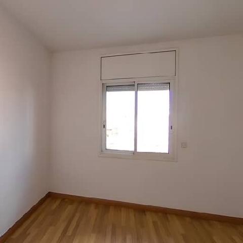 Imagen 15 Inmueble 295292 - Piso en venta en Barcelona / Av Meridiana - València 