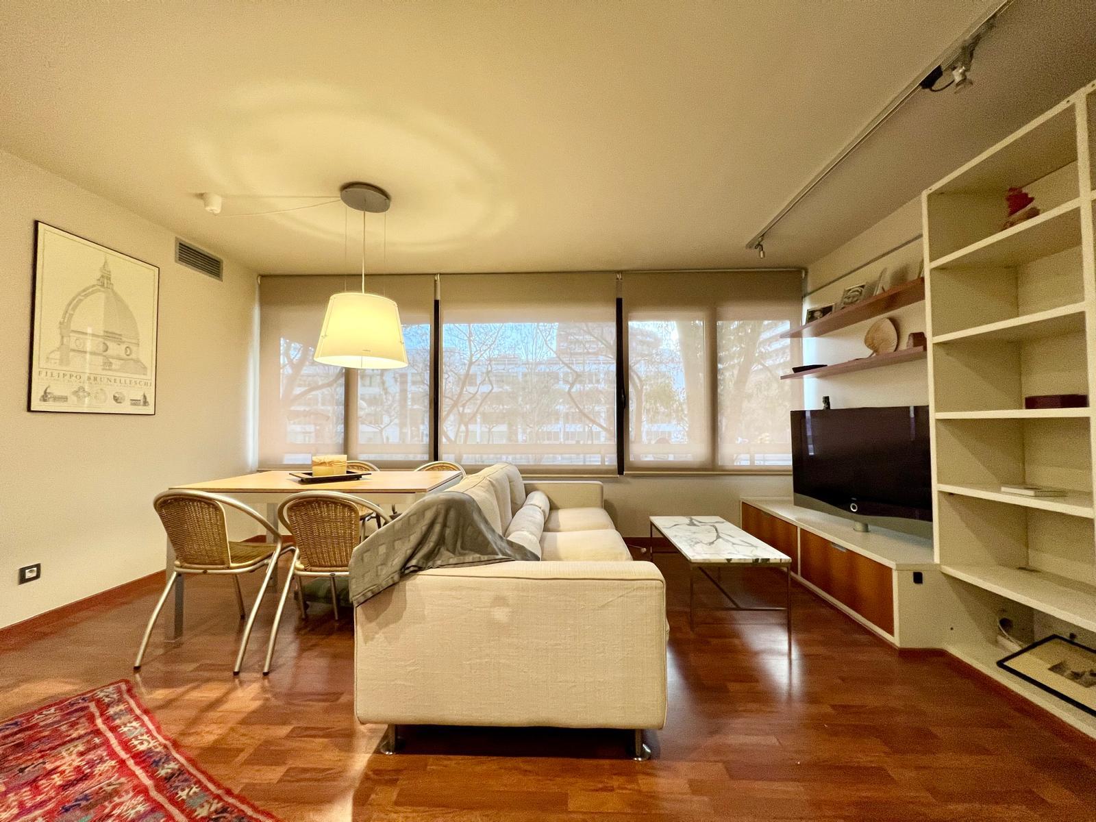 Imagen 2 Piso en venta en Barcelona / Avinguda de Roma - Carrer Tarragona 