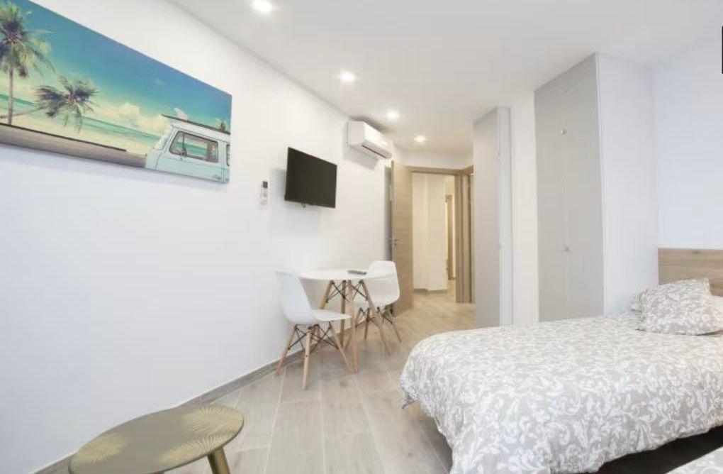 Imagen 12 Dúplex en venta en Hospitalet De Llobregat L´ / Junto Instituto Margarida Xirgu y carrer...