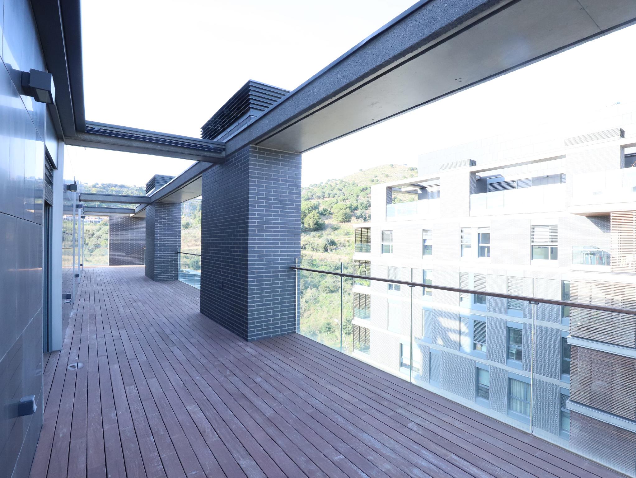 Imagen 4 Ático en venta en Esplugues De Llobregat / Avda Dels Traginers y profesor Barraquer