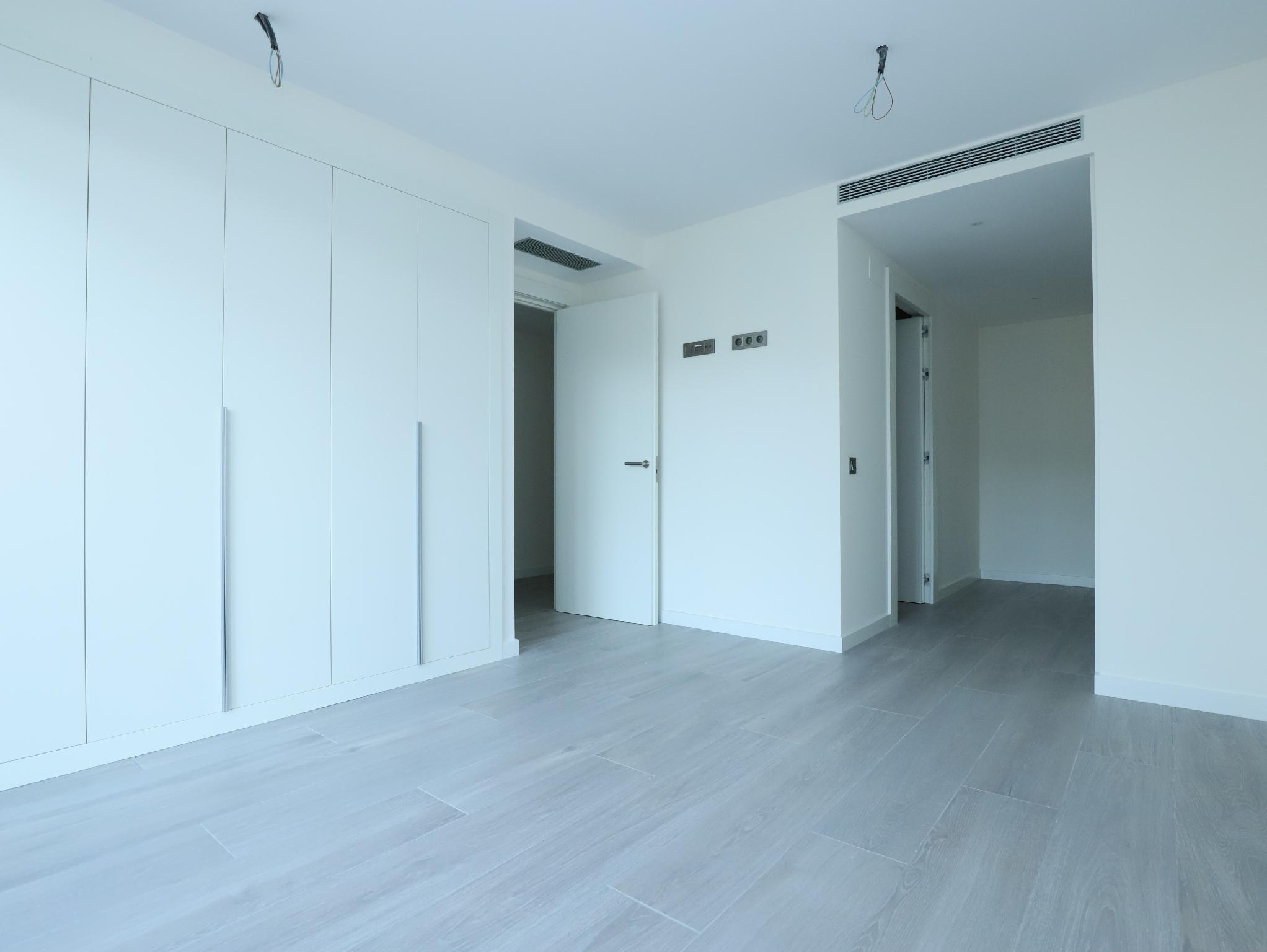 Imagen 27 Ático en venta en Esplugues De Llobregat / Avda Dels Traginers y profesor Barraquer