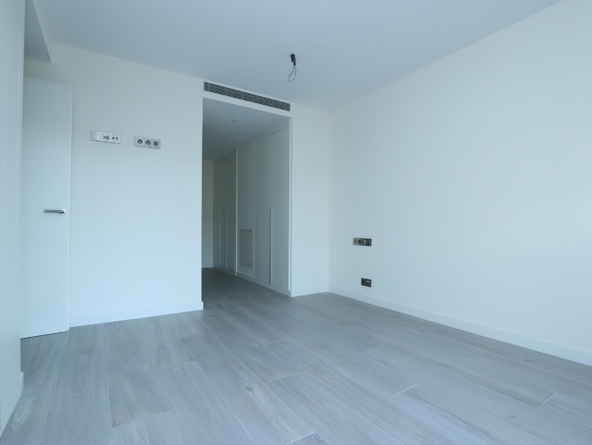 Imagen 28 Ático en venta en Esplugues De Llobregat / Avda Dels Traginers y profesor Barraquer