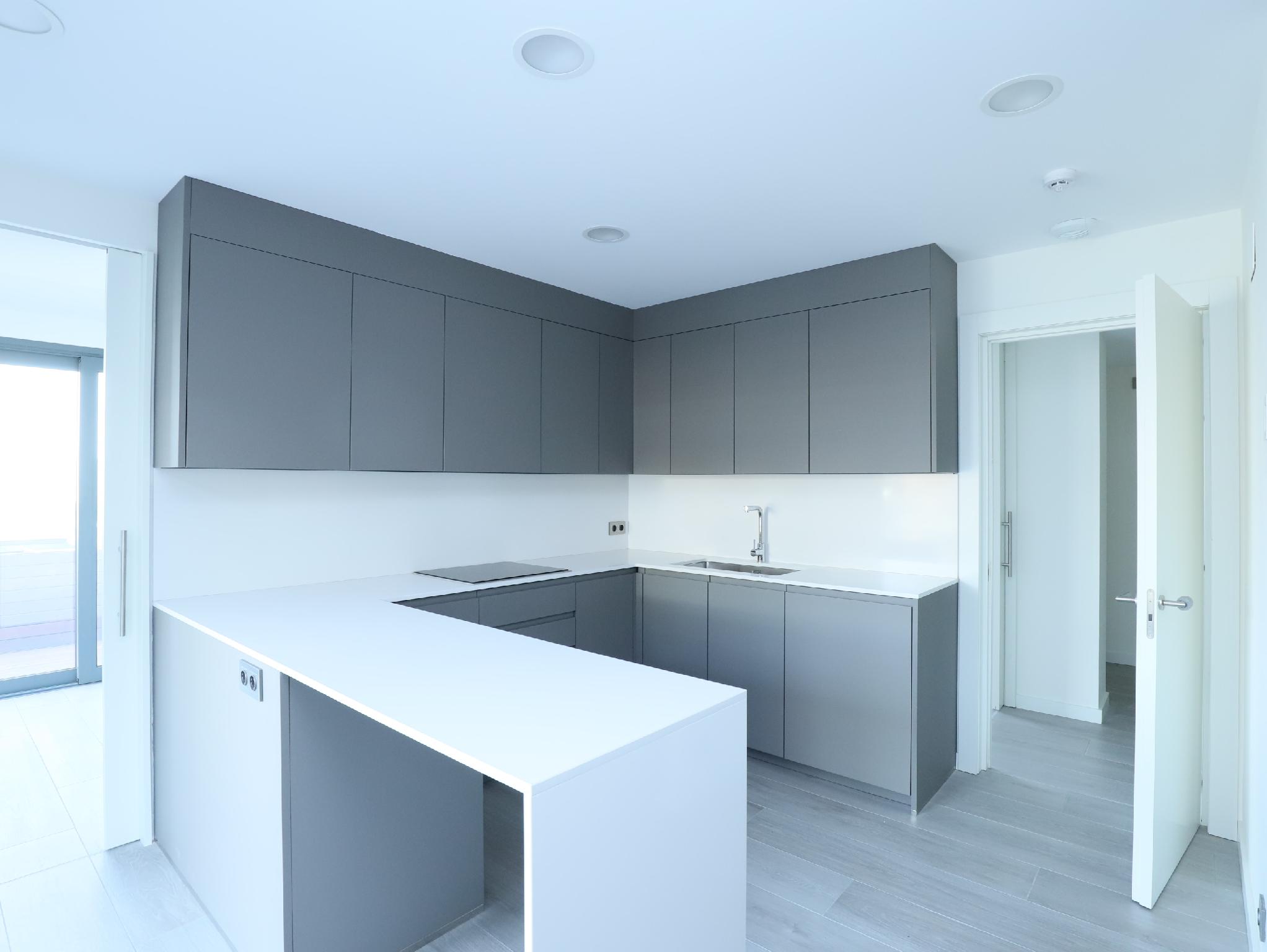 Imagen 3 Ático en venta en Esplugues De Llobregat / Avda Dels Traginers y profesor Barraquer