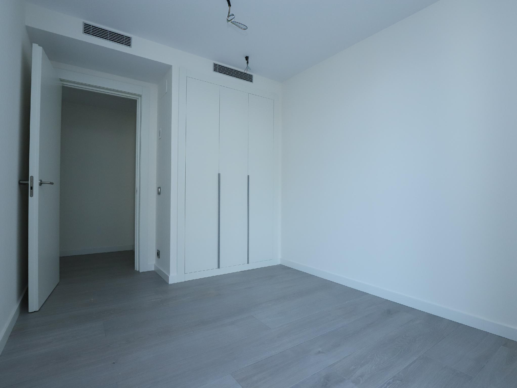 Imagen 30 Ático en venta en Esplugues De Llobregat / Avda Dels Traginers y profesor Barraquer