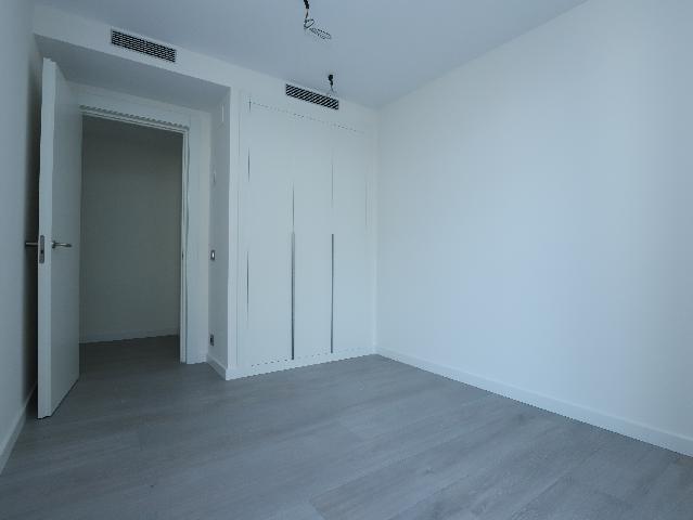 Imagen 30 Inmueble 291806 - Ático en venta en Esplugues De Llobregat / Avda Dels Traginers y profesor Barraquer