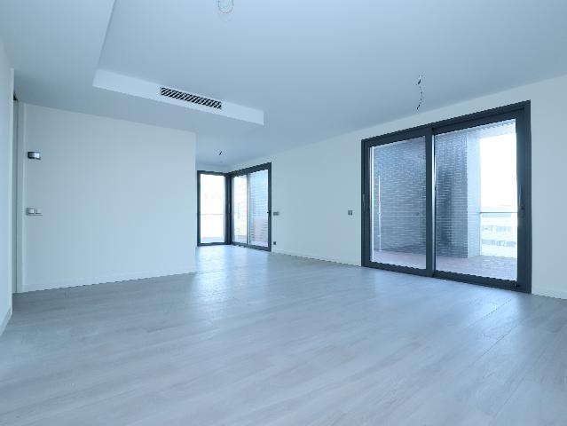 Imagen 2 Inmueble 291806 - Ático en venta en Esplugues De Llobregat / Avda Dels Traginers y profesor Barraquer