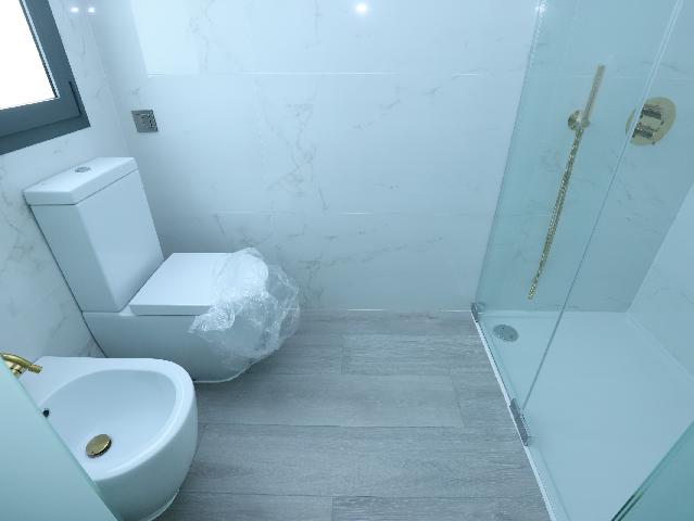 Imagen 37 Inmueble 291806 - Ático en venta en Esplugues De Llobregat / Avda Dels Traginers y profesor Barraquer