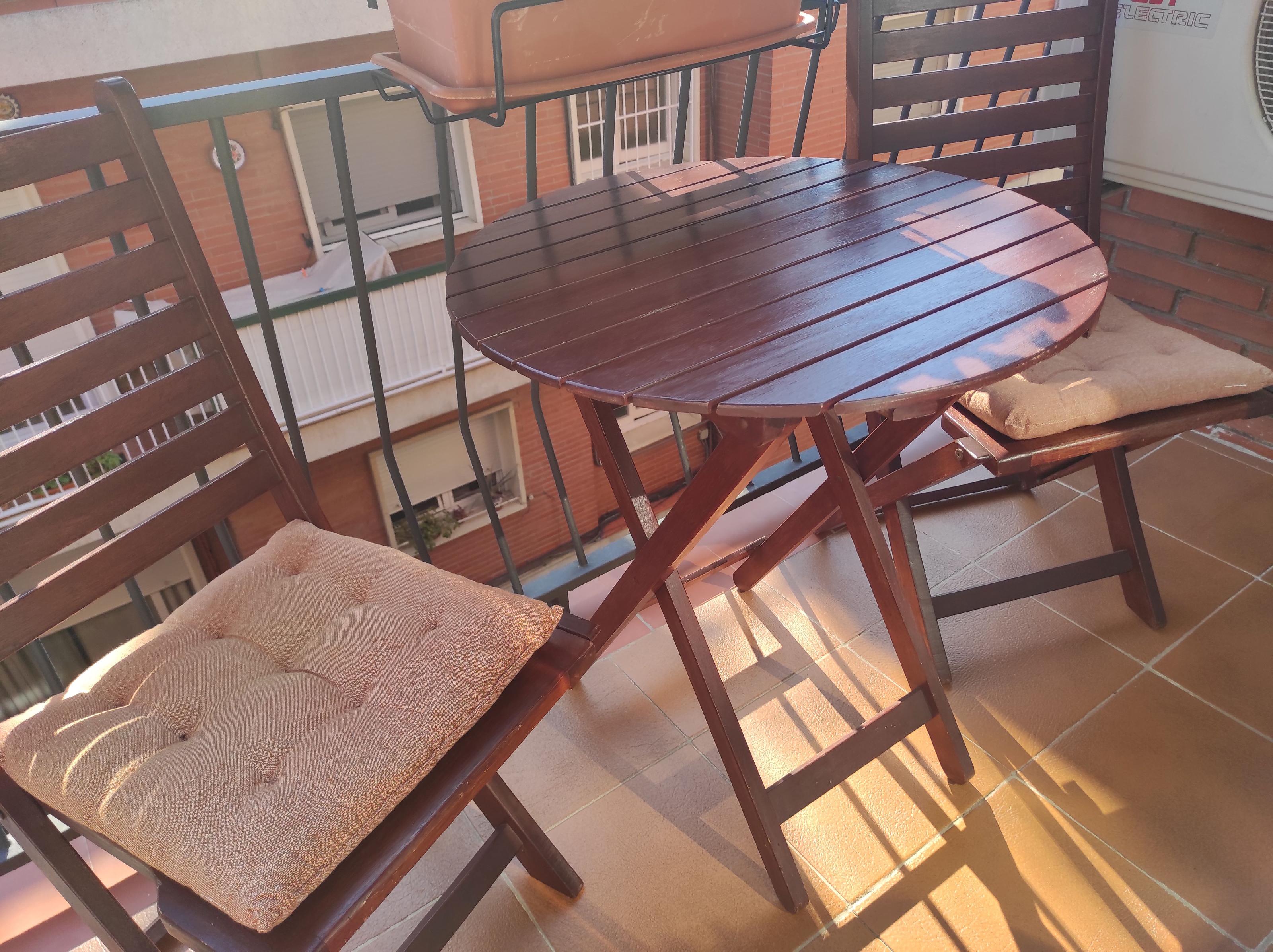 Imagen 1 Piso en venta en Sant Just Desvern / Junto centro de atención primaria, cap de Sant Just