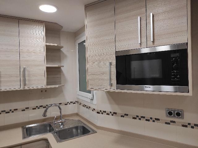 Imagen 11 Inmueble 293278 - Piso en venta en Esplugues De Llobregat / Avda Cornella junto Caprabo