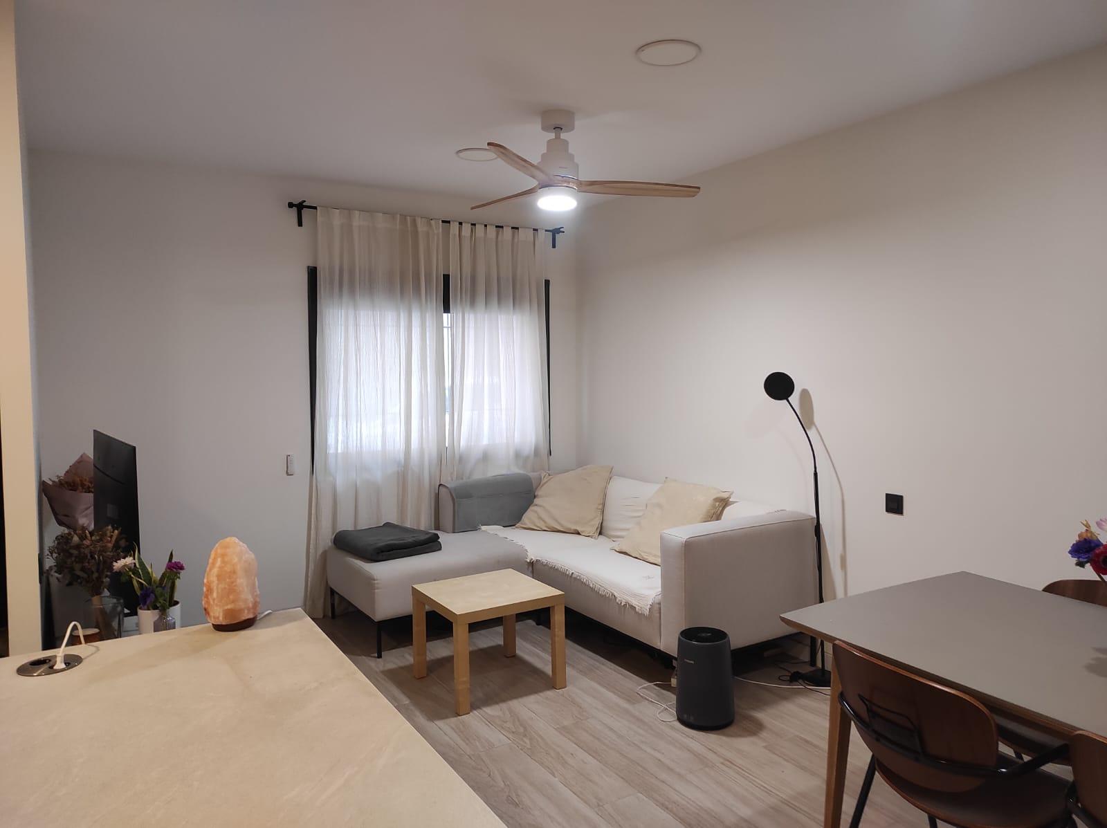 Imagen 6 Planta Baja en venta en Cornellà De Llobregat / Junto plaça de Lluis Marsans y calle Miranda 