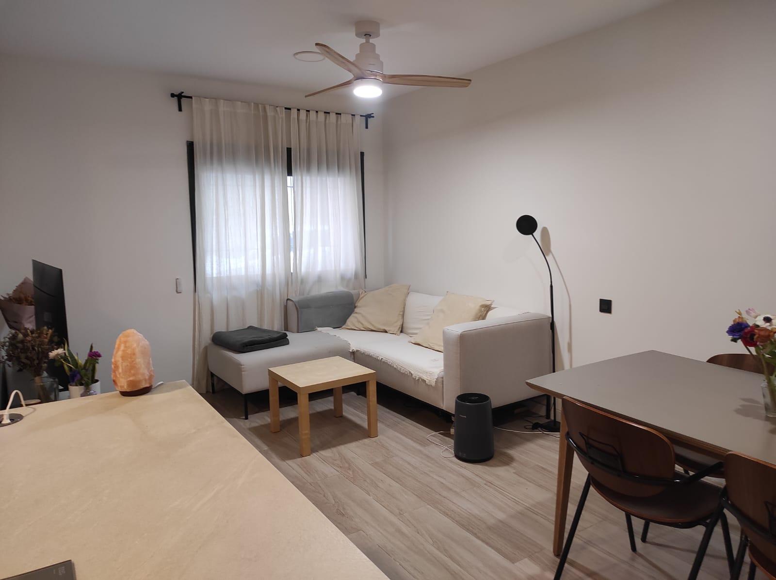 Imagen 8 Planta Baja en venta en Cornellà De Llobregat / Junto plaça de Lluis Marsans y calle Miranda 