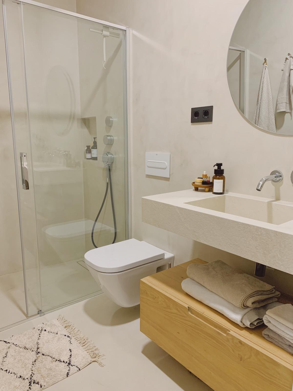 Imagen 4 Planta Baja en venta en Cornellà De Llobregat / Junto plaça de Lluis Marsans y calle Miranda 