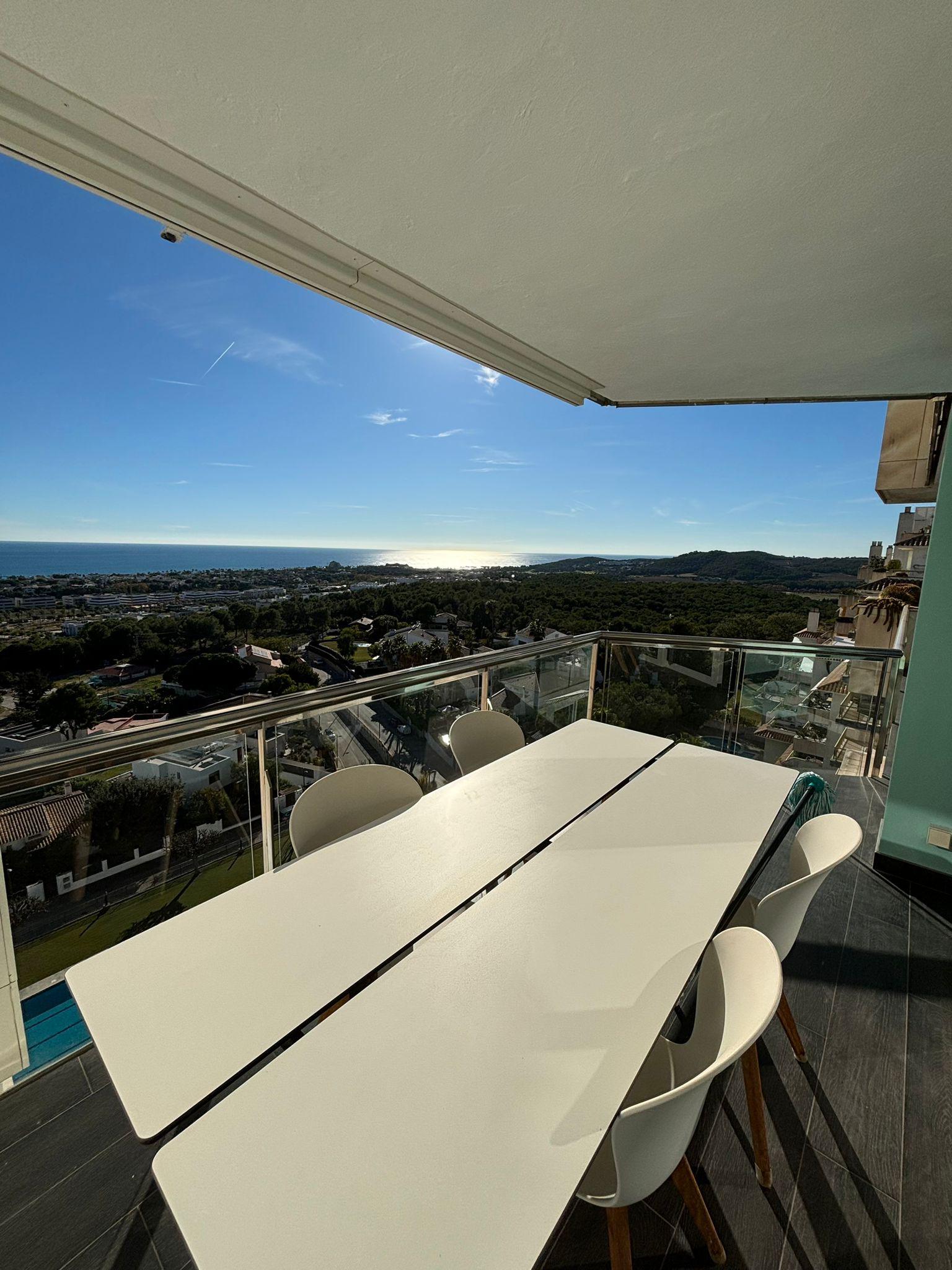 Imagen 31 Piso en venta en Sitges / Bien comunicado,vistas de una gran belleza y agradables