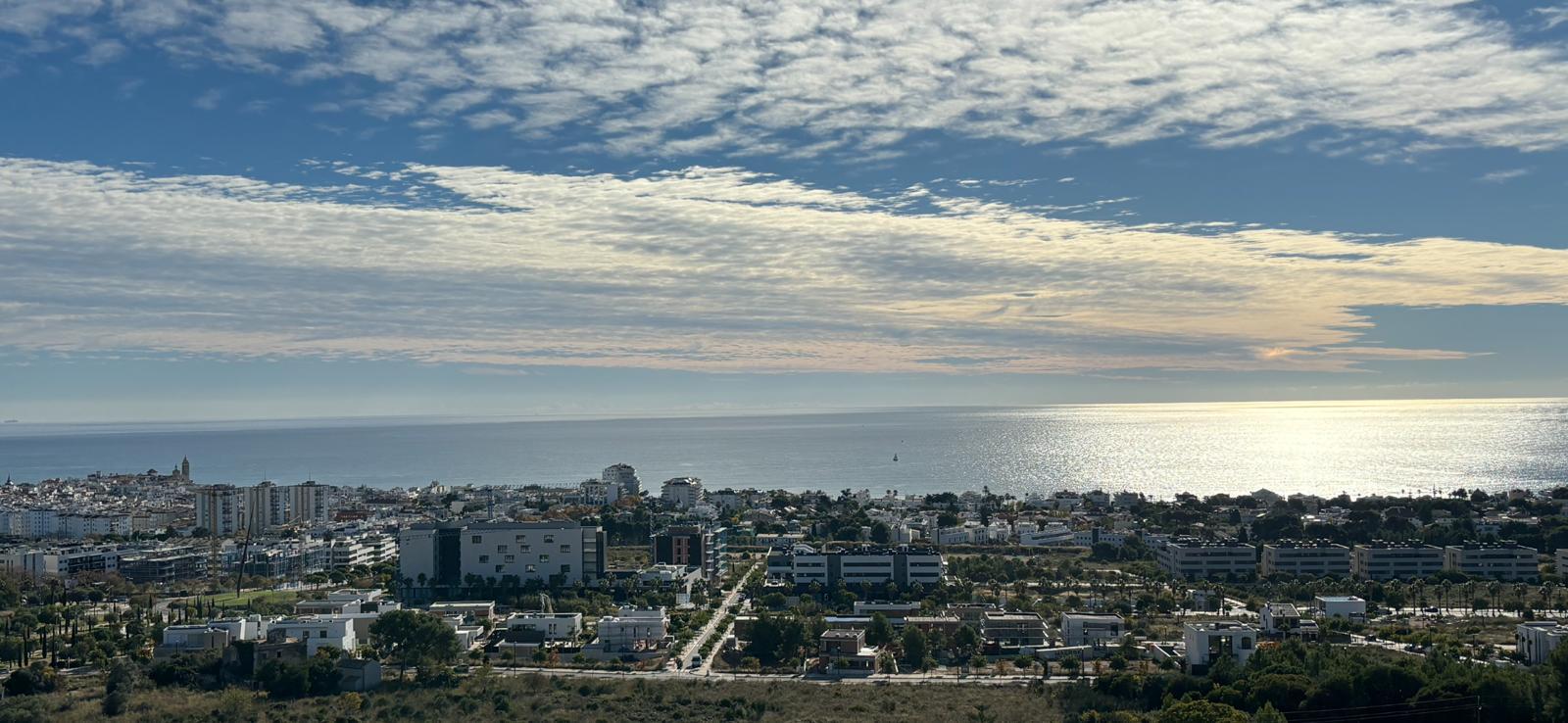 Imagen 36 Piso en venta en Sitges / Bien comunicado,vistas de una gran belleza y agradables