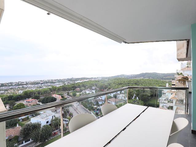 Imagen 3 Inmueble 299177 - Piso en venta en Sitges / Bien comunicado,vistas de una gran belleza y agradables