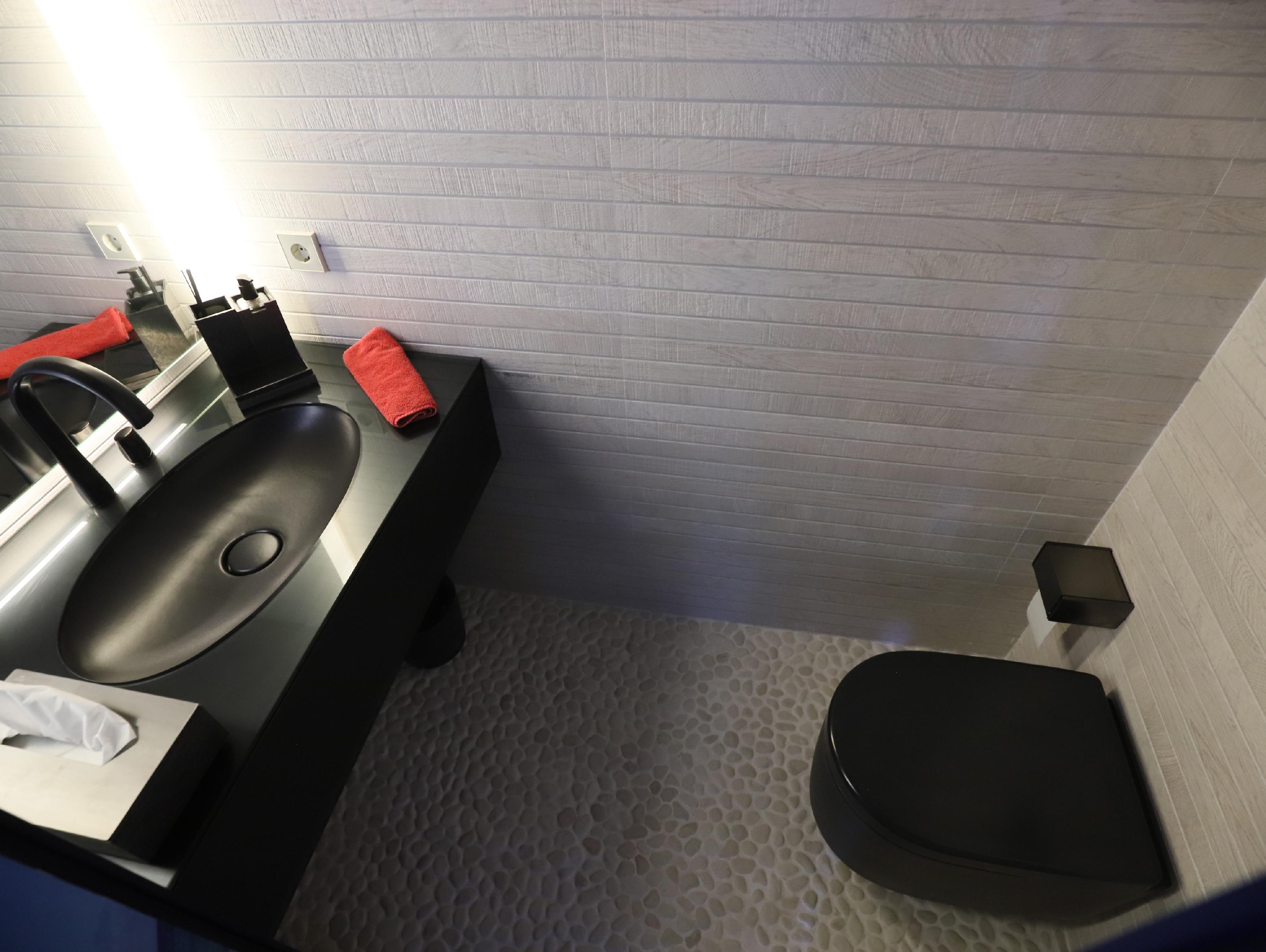 Imagen 35 Piso en venta en Sitges / Bien comunicado,vistas de una gran belleza y agradables