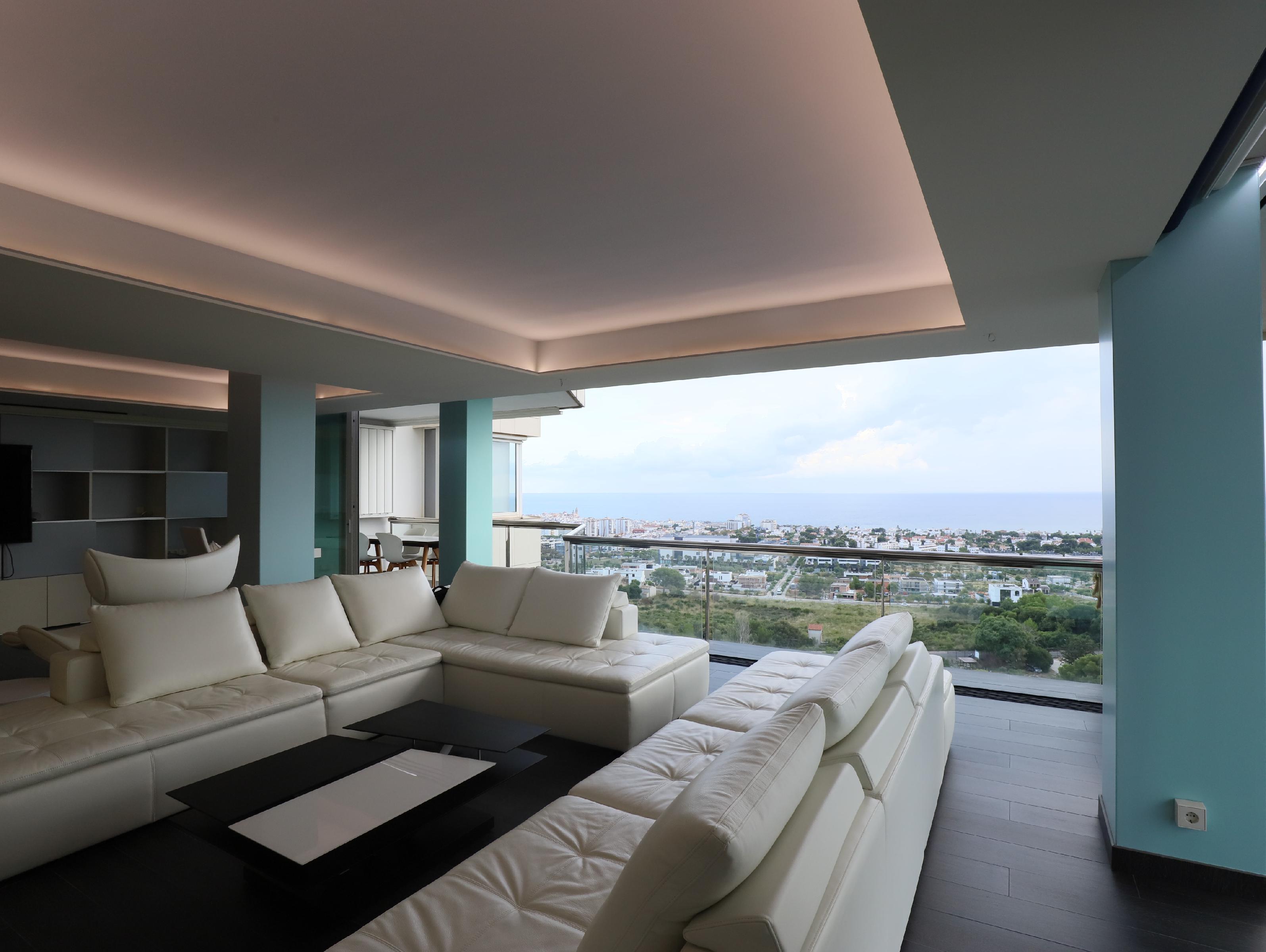 Imagen 11 Piso en venta en Sitges / Bien comunicado,vistas de una gran belleza y agradables