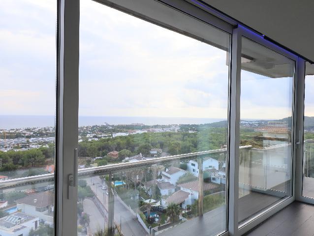 Imagen 4 Inmueble 299177 - Piso en venta en Sitges / Bien comunicado,vistas de una gran belleza y agradables