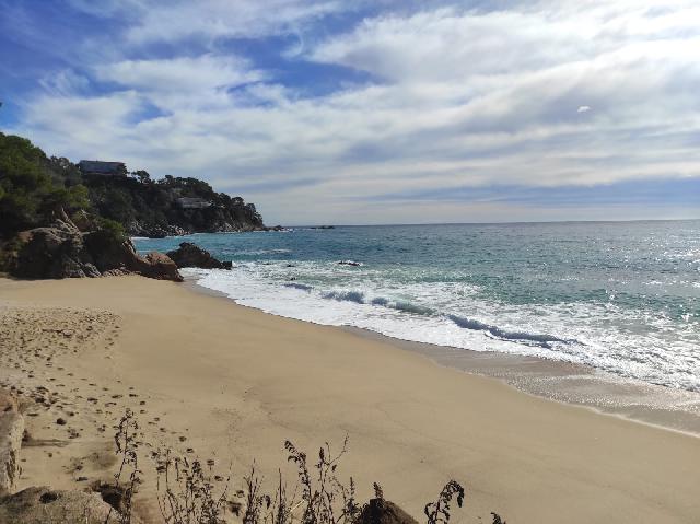 Imagen 3 Inmueble 300522 - Apartamento en venta en Tossa De Mar / Cala Llorell, cala Llevado, urb. Santa Maria De Llorell