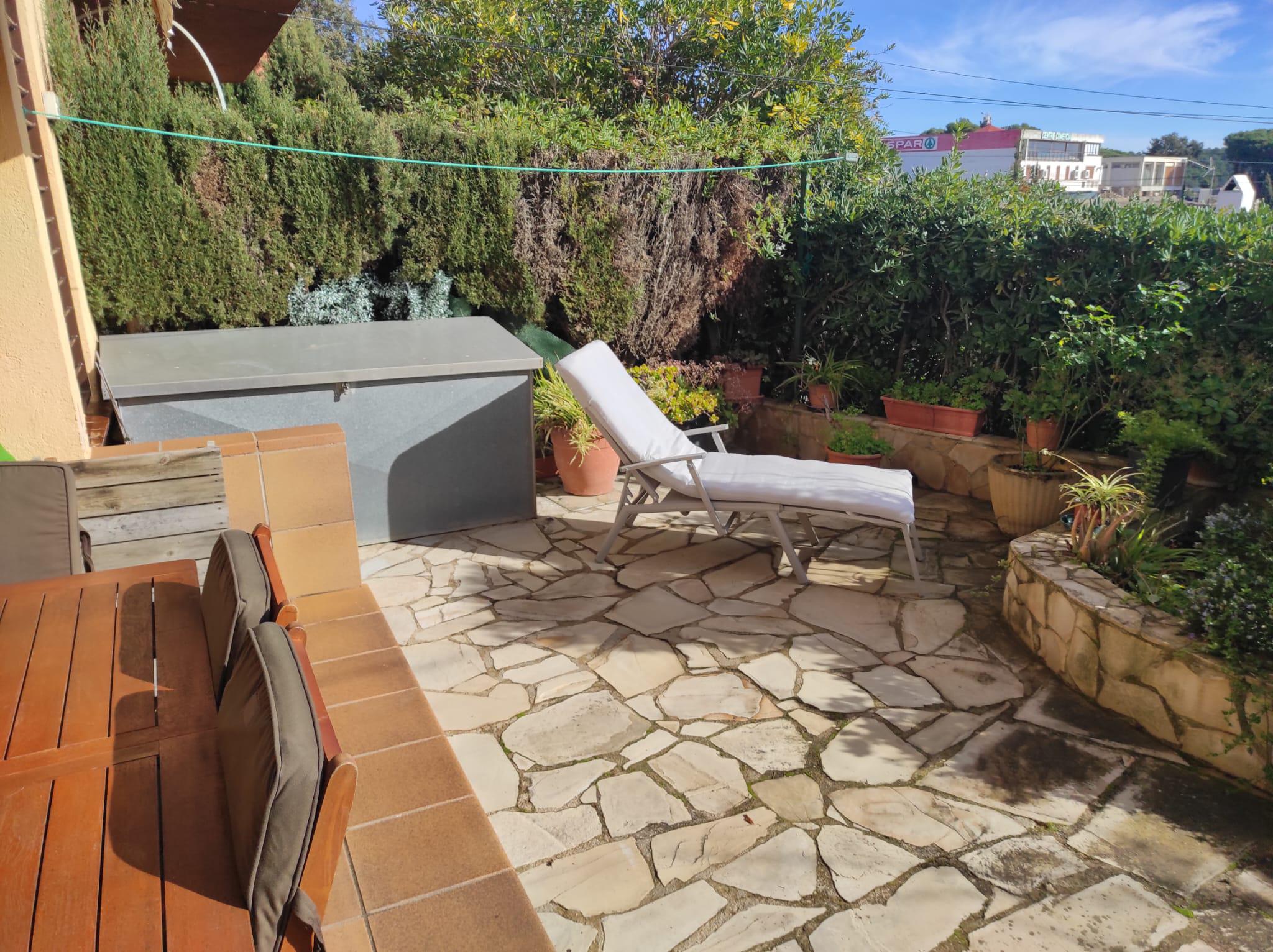 Imagen 12 Apartamento en venta en Tossa De Mar / Cala Llorell, cala Llevado, urb. Santa Maria De Llorell