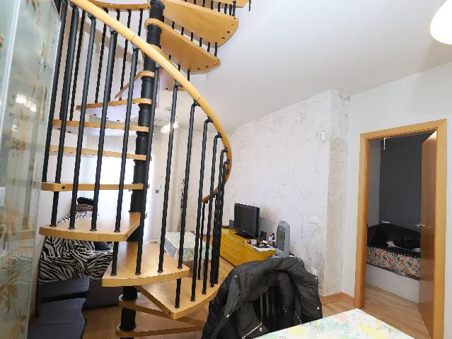 Imagen 7 Inmueble 301150 - Dúplex en venta en Sant Vicenç Dels Horts / Parque del Serral , cerca Caprabo