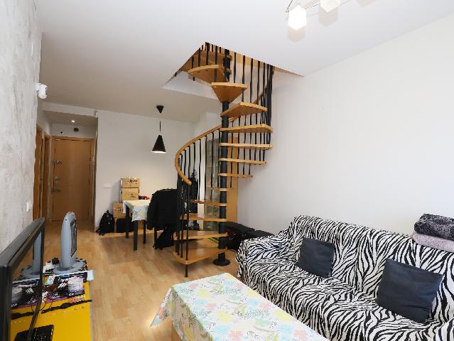 Imagen 4 Inmueble 301150 - Dúplex en venta en Sant Vicenç Dels Horts / Parque del Serral , cerca Caprabo