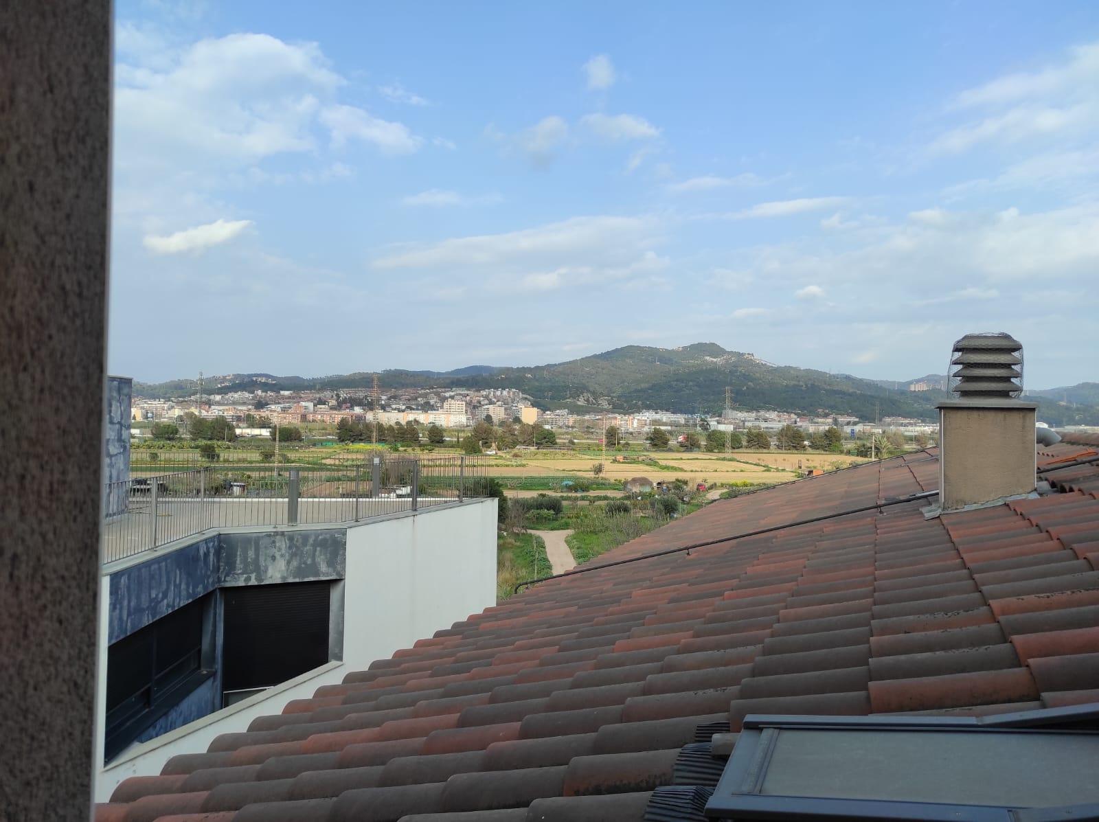 Imagen 12 Dúplex en venta en Sant Vicenç Dels Horts / Parque del Serral , cerca Caprabo