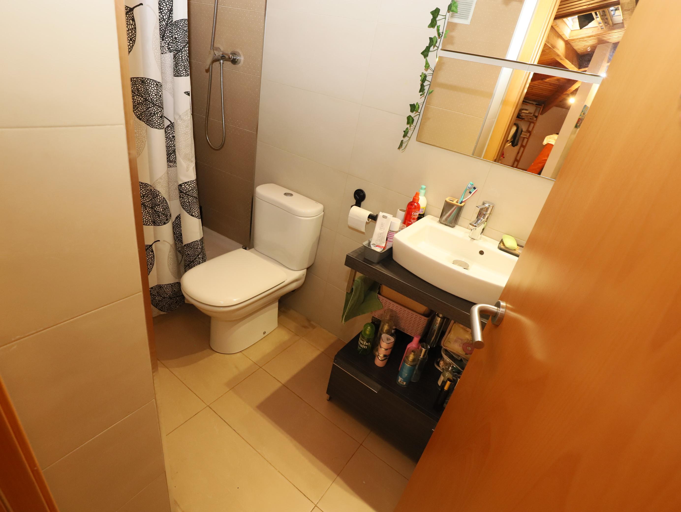 Imagen 36 Dúplex en venta en Sant Vicenç Dels Horts / Parque del Serral , cerca Caprabo