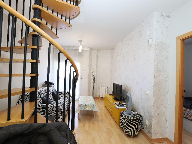 Imagen 9 Inmueble 301150 - Dúplex en venta en Sant Vicenç Dels Horts / Parque del Serral , cerca Caprabo