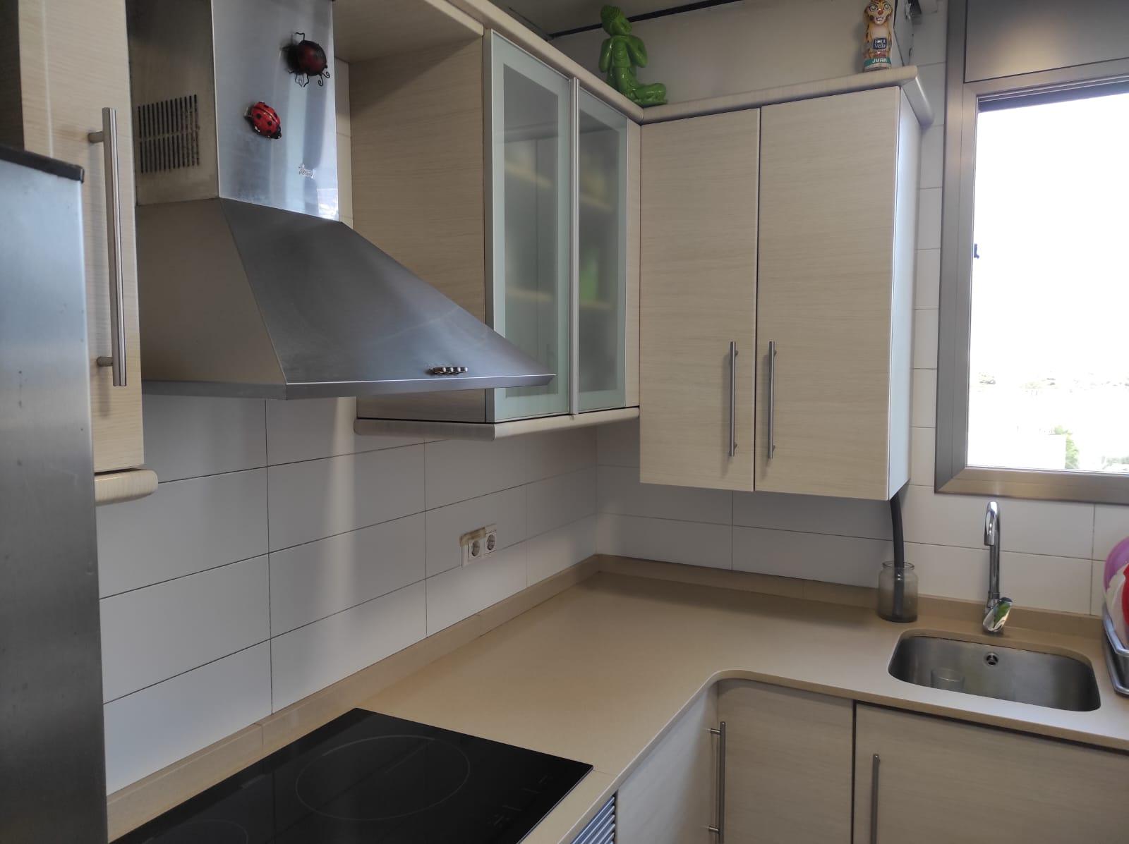 Imagen 13 Dúplex en venta en Sant Vicenç Dels Horts / Parque del Serral , cerca Caprabo