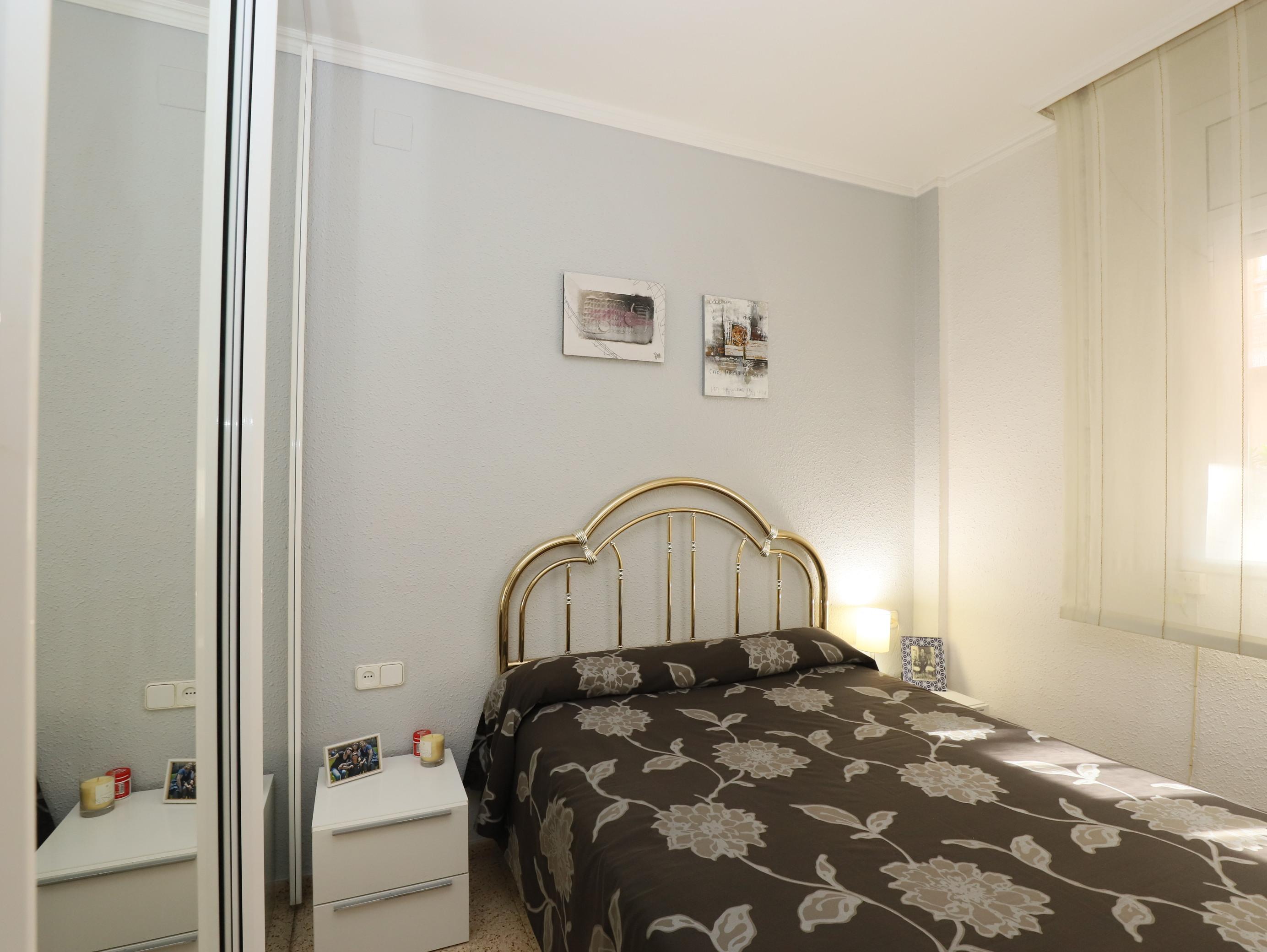 Imagen 3 Piso en venta en Esplugues De Llobregat / Junto Angel Gumera y biblioteca pare Miquel D´Es...