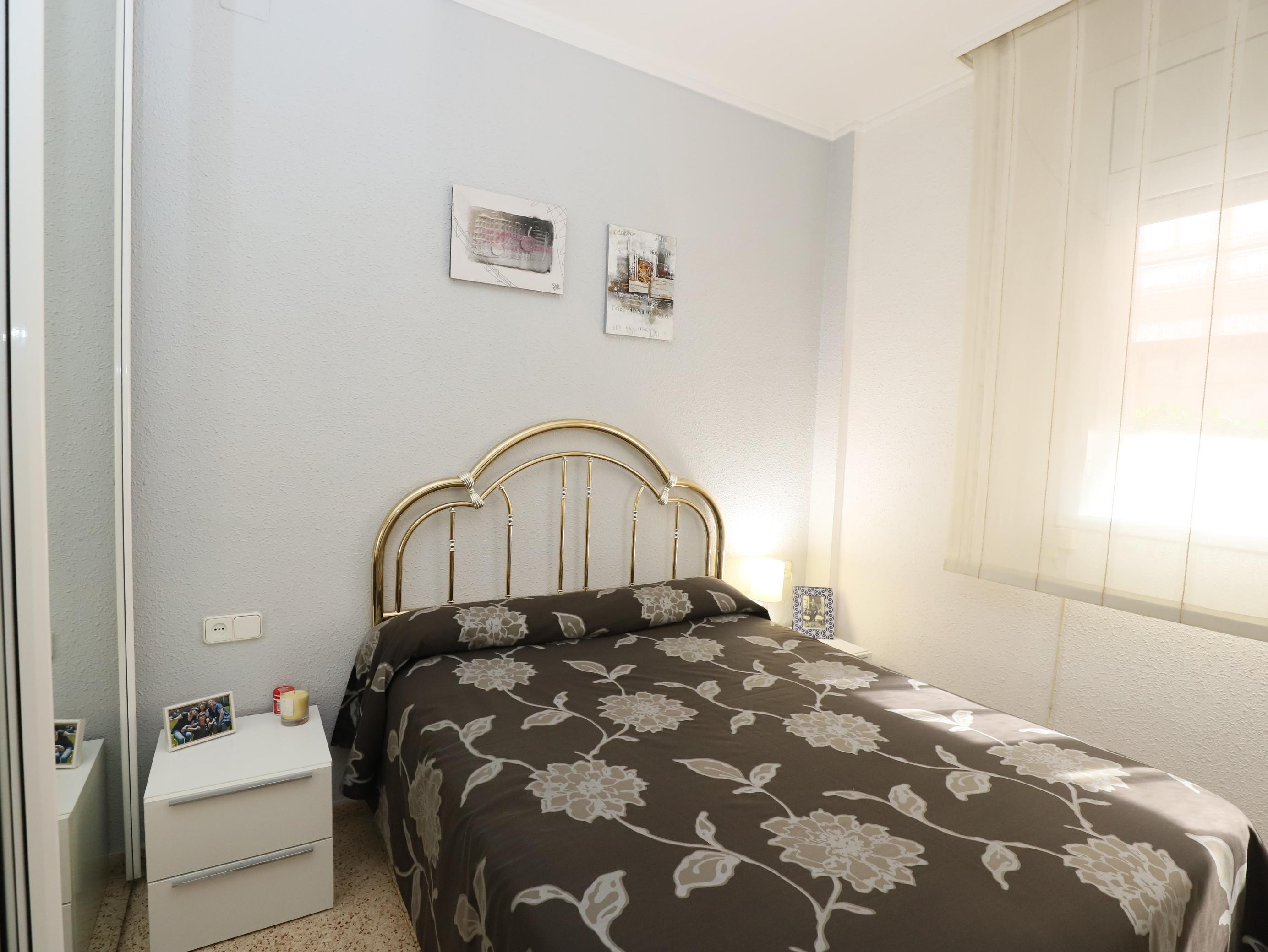 Imagen 20 Piso en venta en Esplugues De Llobregat / Junto Angel Gumera y biblioteca pare Miquel D´Es...