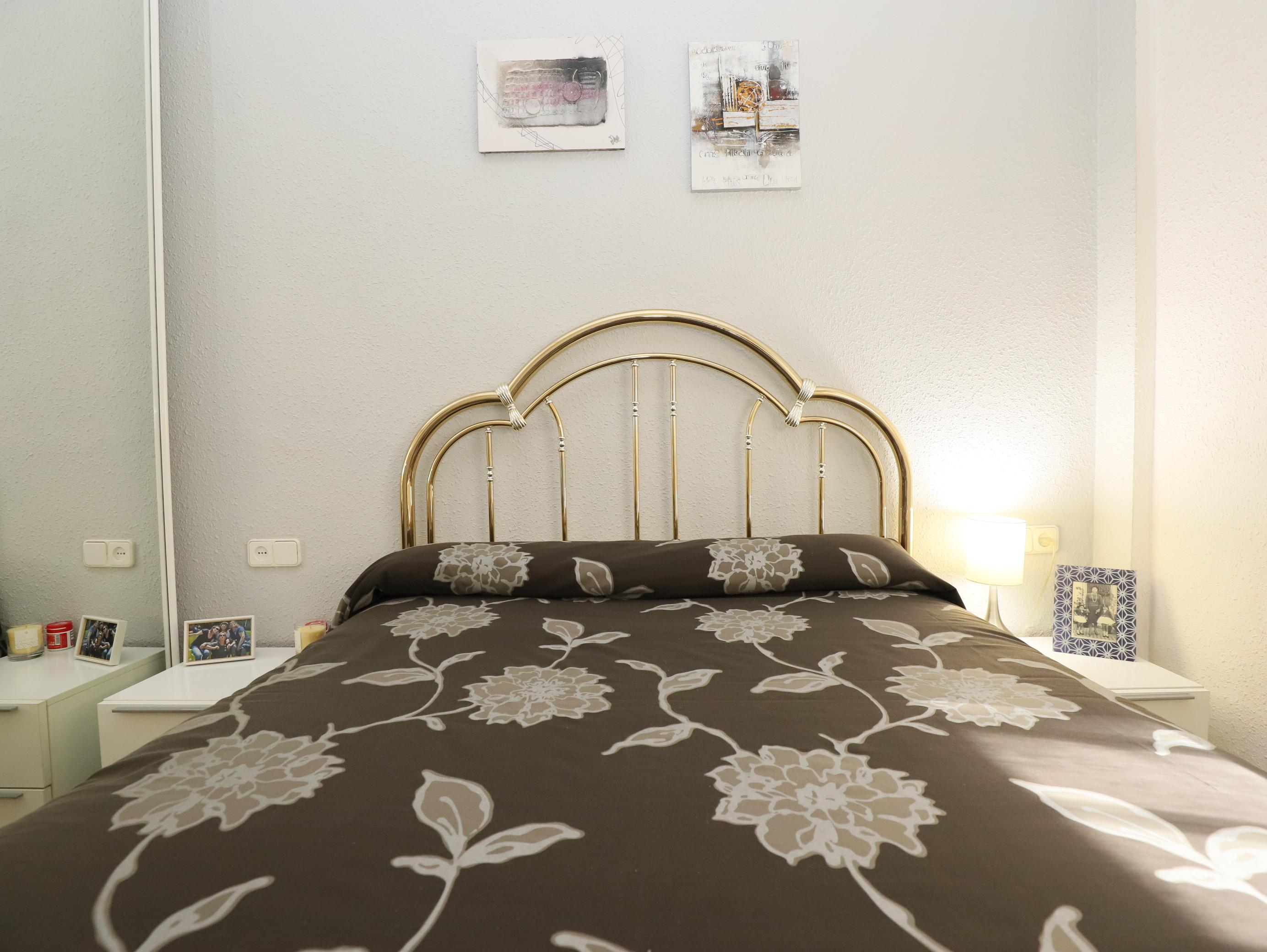 Imagen 19 Piso en venta en Esplugues De Llobregat / Junto Angel Gumera y biblioteca pare Miquel D´Es...