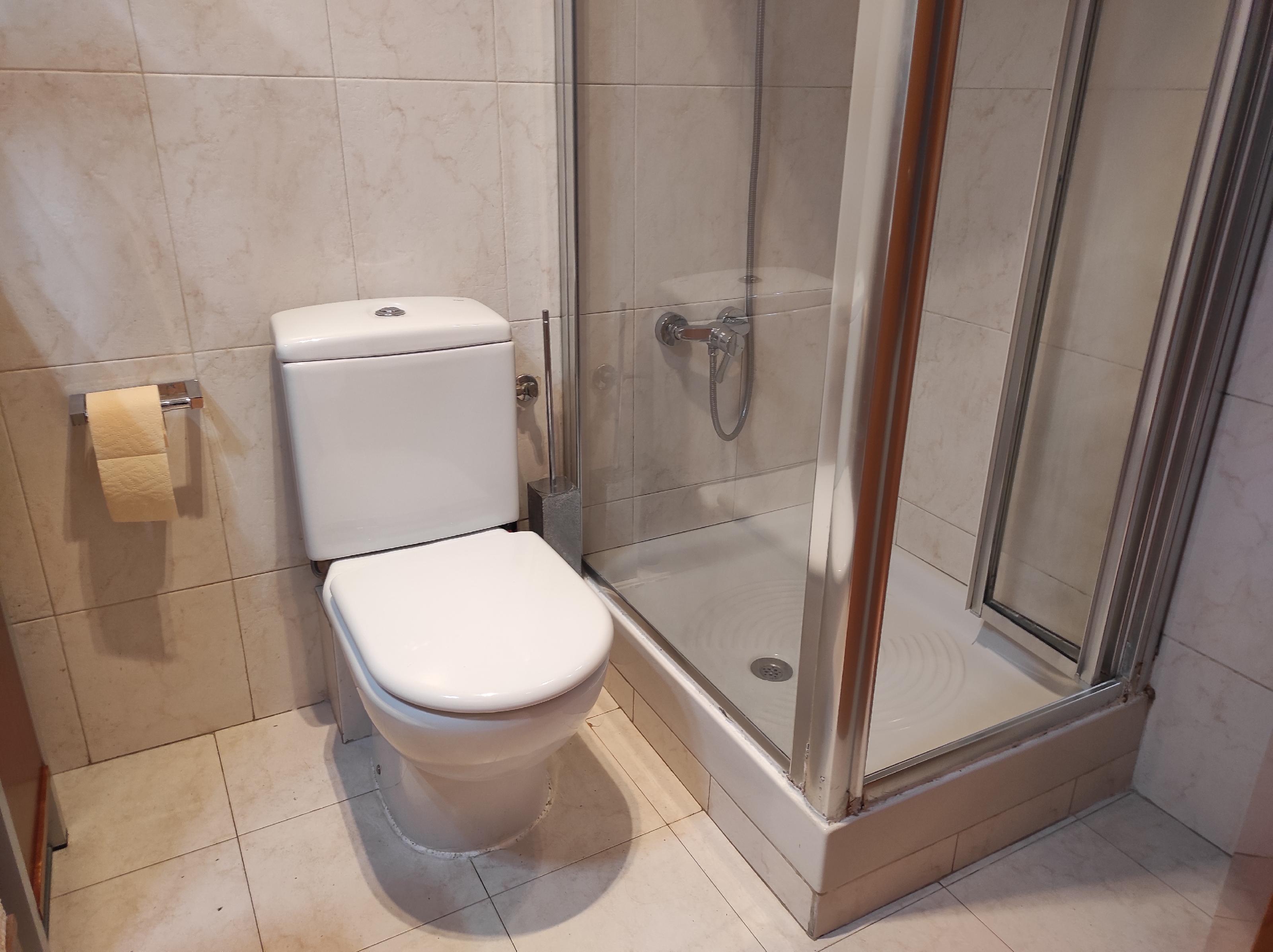 Imagen 28 Piso en venta en Esplugues De Llobregat / Cap Lluis Millet y biblioteca Pare Miquel D´Esplugues