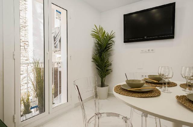 Imagen 9 Inmueble 263103 - Piso en venta en Barcelona / Junto Ronda Sant Antoni